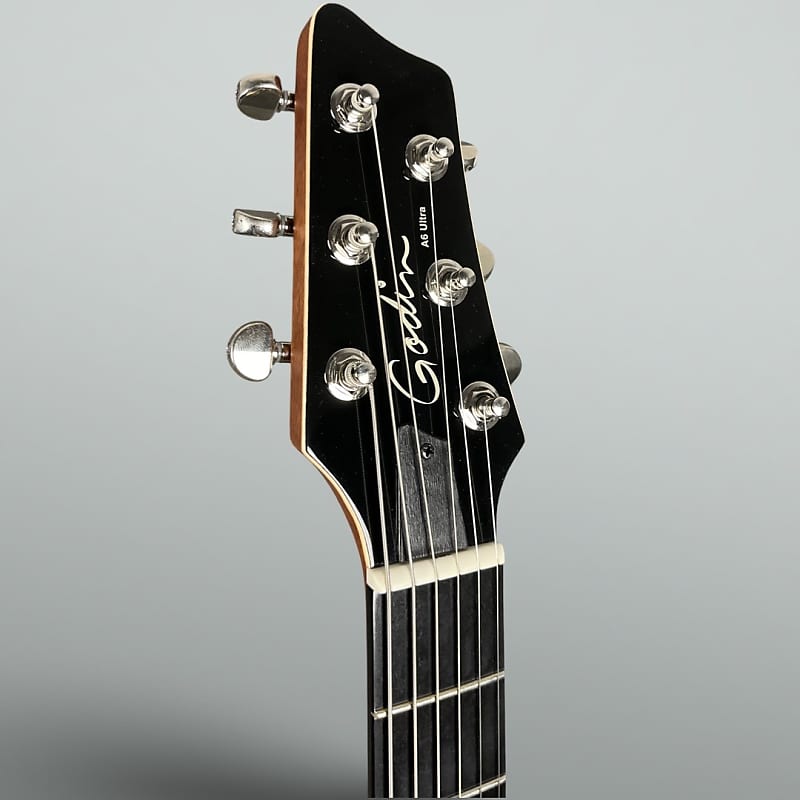 Godin A6 Ultra Natural SG 2023