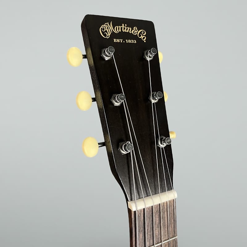 Martin 000-17E 2025 - Black Smoke