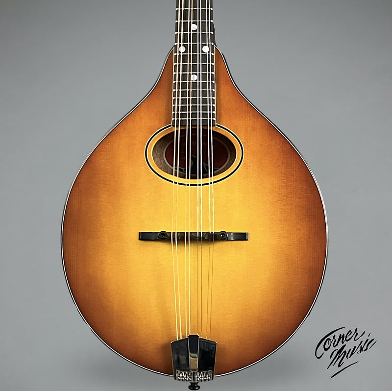 Eastman PCH-M104 - Goldburst