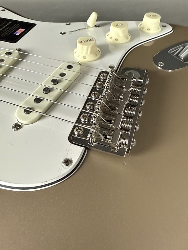 Fender American Vintage II 1965 Stratocaster 2025 - Shoreline Gold