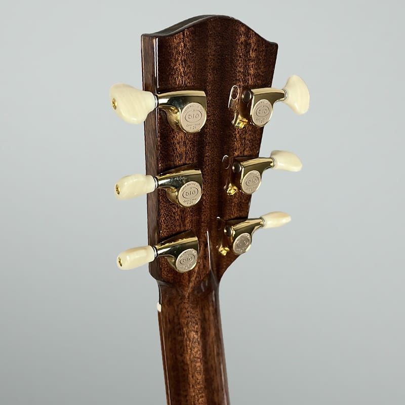 Eastman AC922CE - Natural