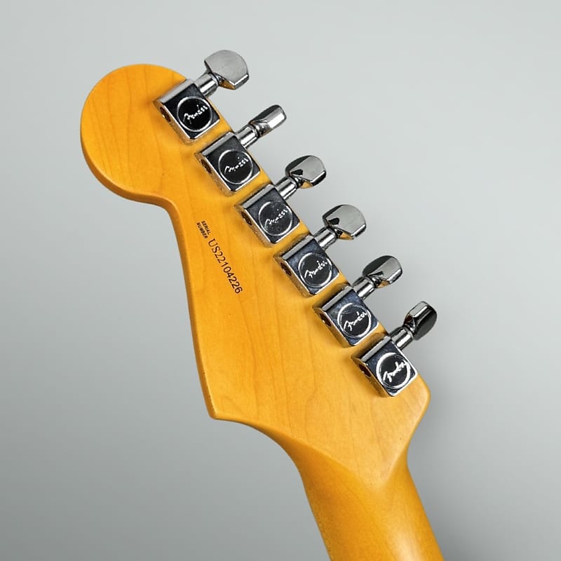 Fender American Professional II Stratocaster HSS 2022 - 3-Color Sunburst