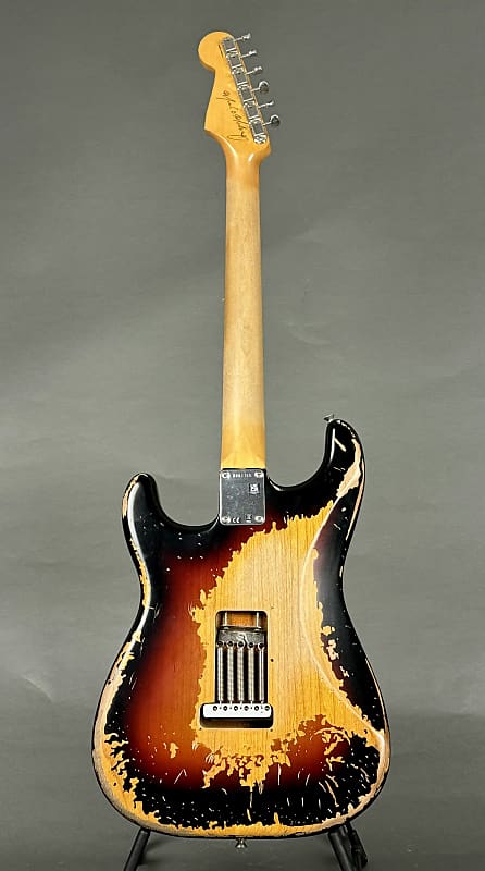 Fender Mike McCready Stratocaster 2025 - 3-Color Sunburst