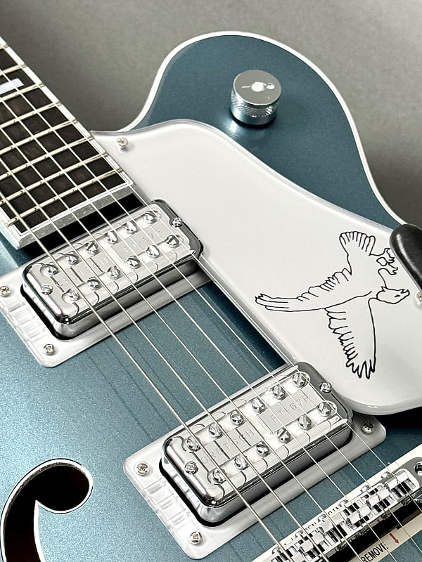 Gretsch G6136T-140 Limited Edition 140th Double Platinum Falcon 2023 - Two-Tone Stone Platinum/Pure Platinum