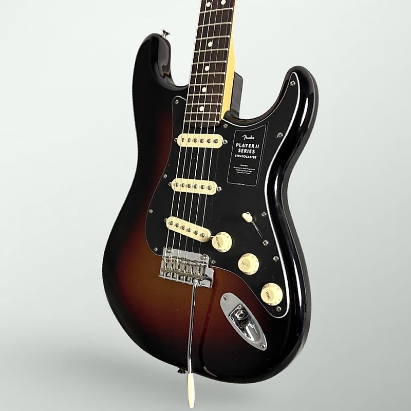 Fender Player II Stratocaster 2025 -Limited Edition Sparkle 3-Color Sunburst