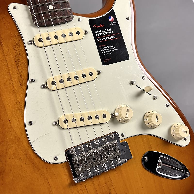 Fender American Performer Stratocaster 2021 Honey Burst