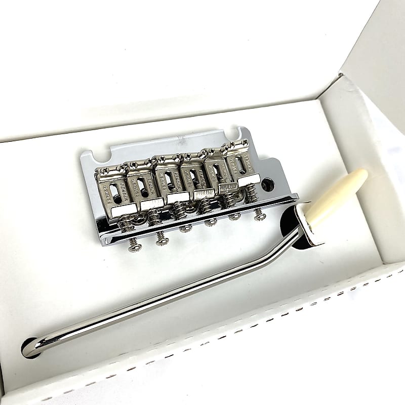 Fender American Standard Tremolo System (2-hole) Chrome