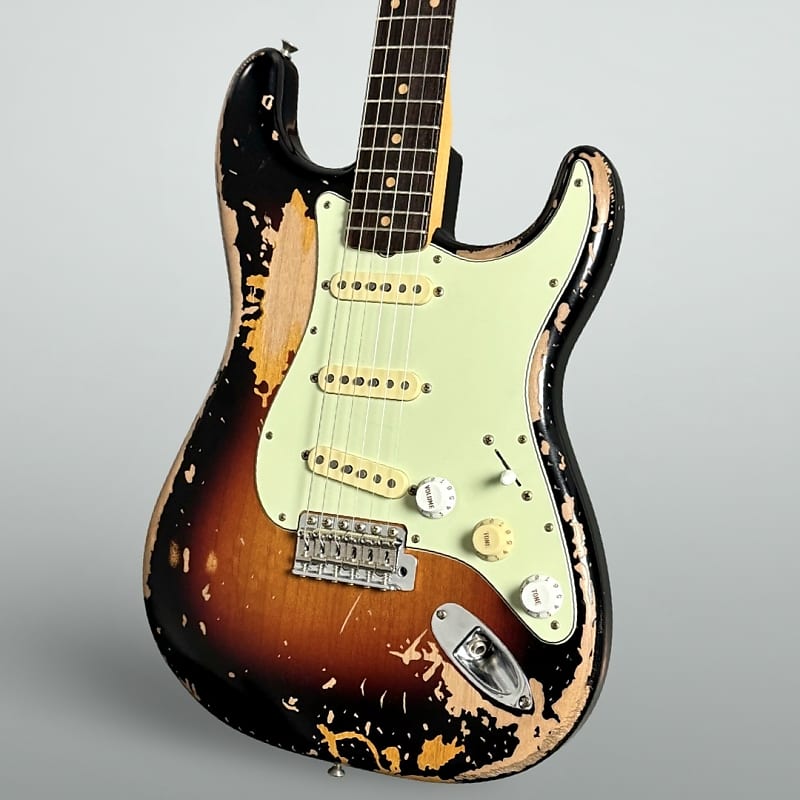 Fender Mike McCready Stratocaster 2025 - 3-Color Sunburst