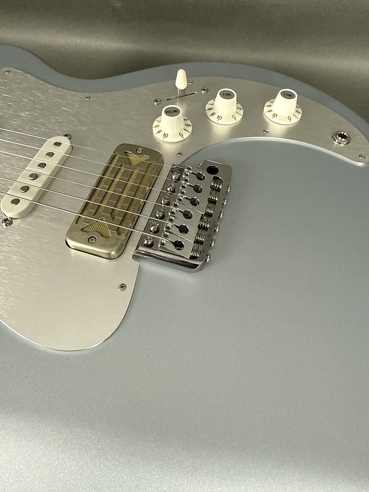 Eastman Fullertone DC’62 2025 - Ice Blue Metallic