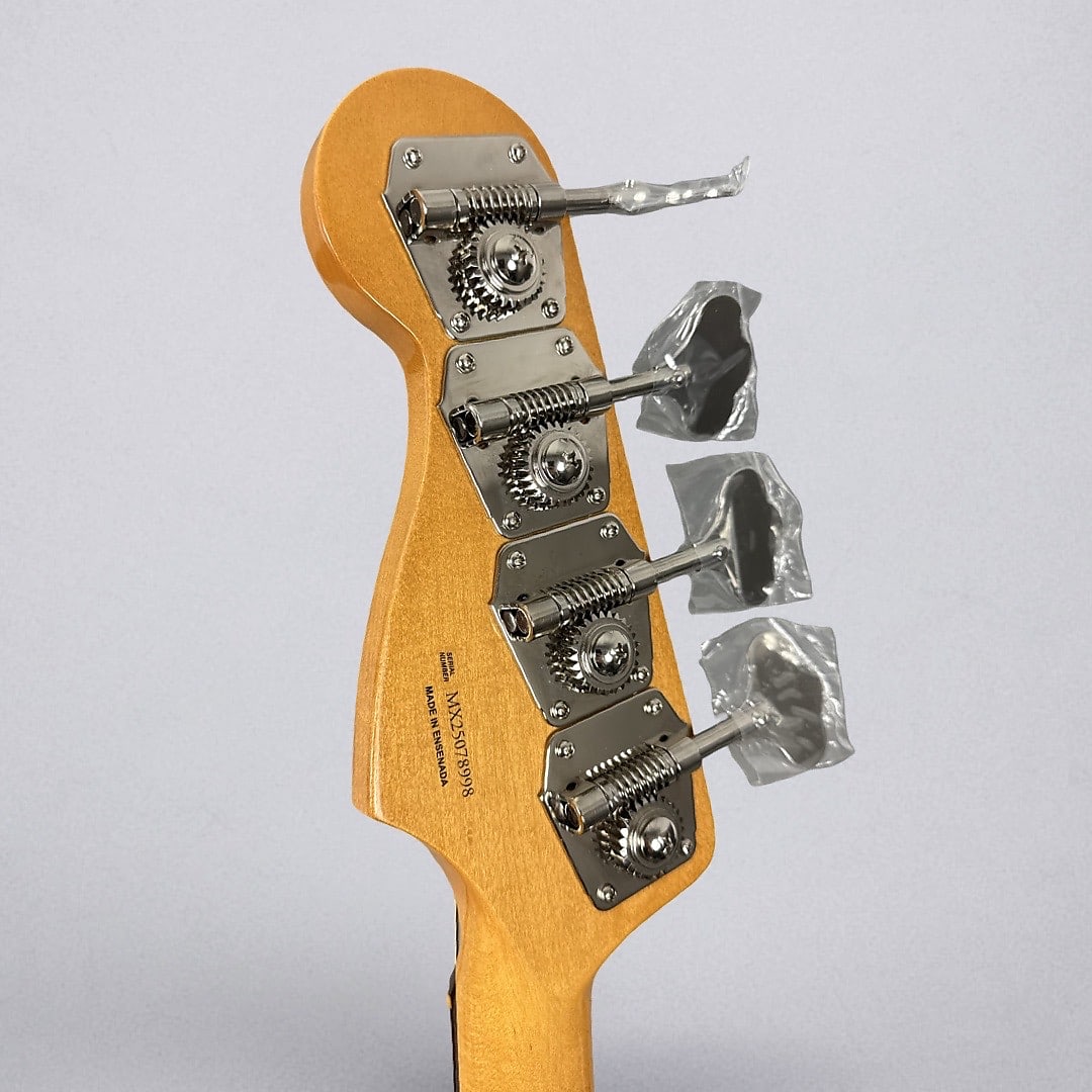Fender Vintera II ‘60s Jazz Bass 2025 - Lake Placid Blue