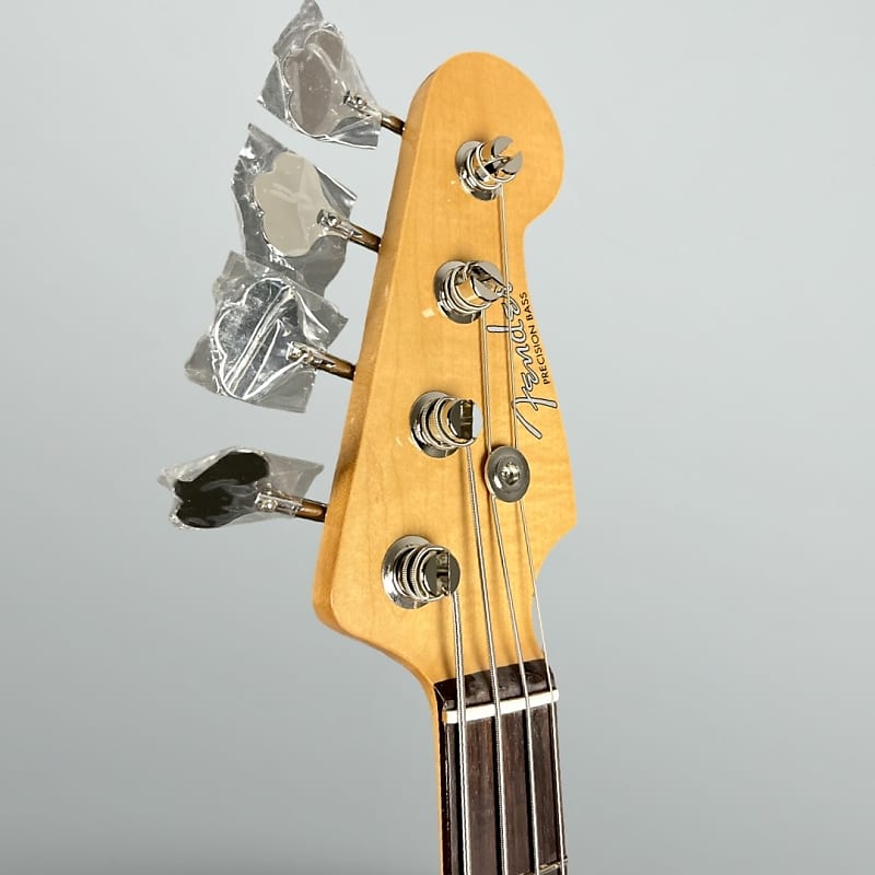 Fender Vintera II ‘60s Precision Bass - 3-Tone Sunburst