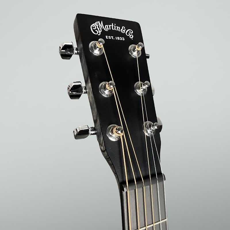 Martin DX Johnny Cash 2024 - Jett Black