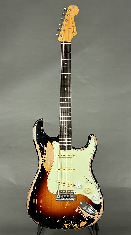 Fender Mike McCready Stratocaster 2025 - 3-Color Sunburst