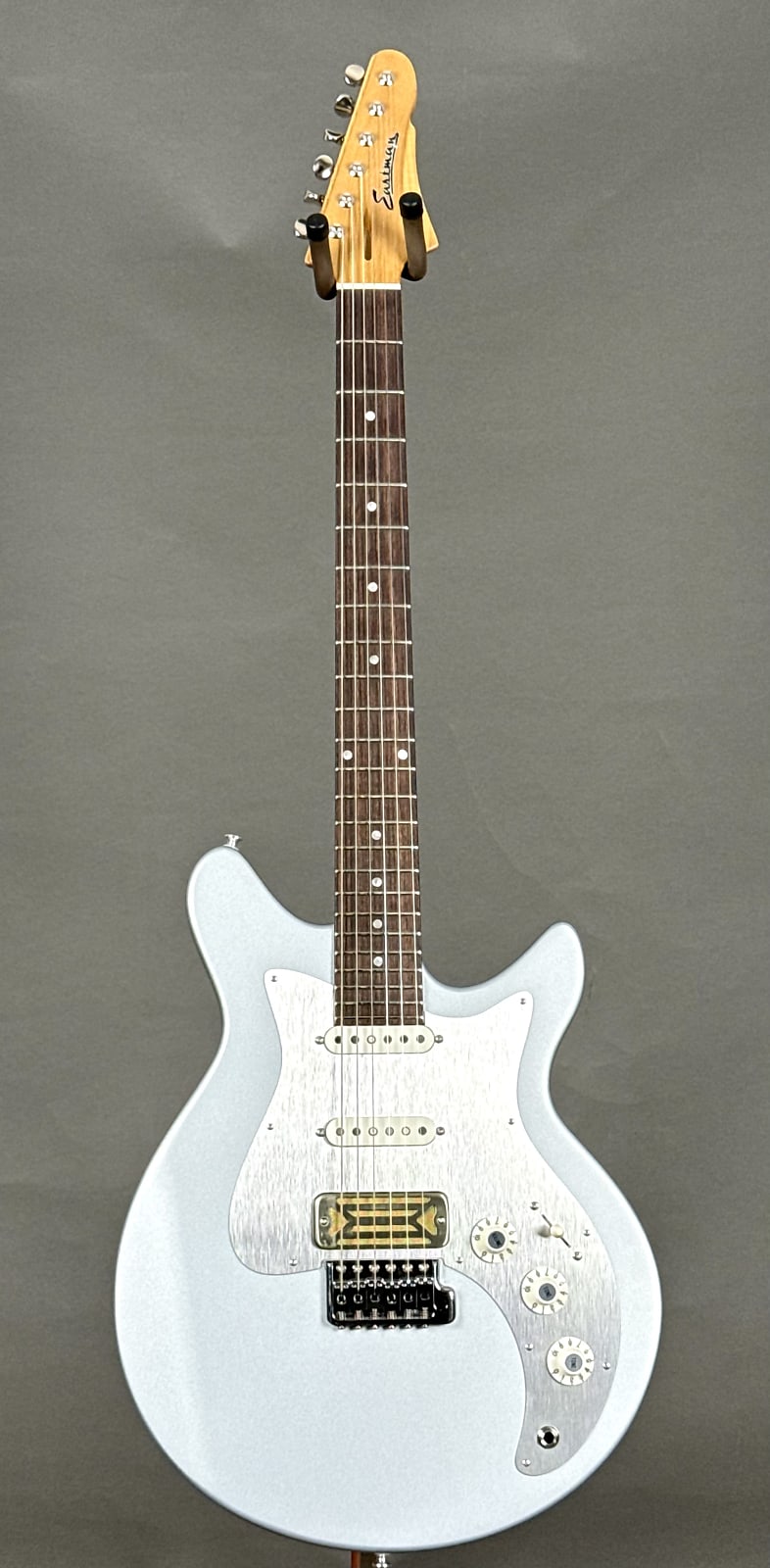 Eastman Fullertone DC’62 2025 - Ice Blue Metallic