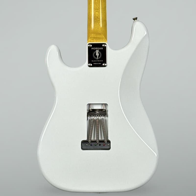 Morgan Electrics Standard Double Cut Pro 2025 - Olympic White