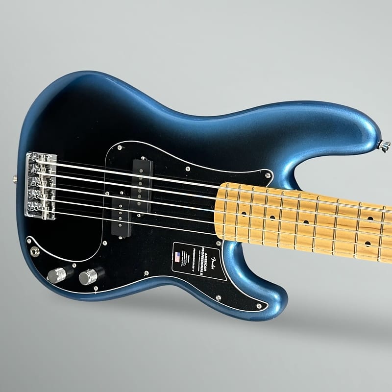 Fender American Professional II Precision V 2023 - Dark Night