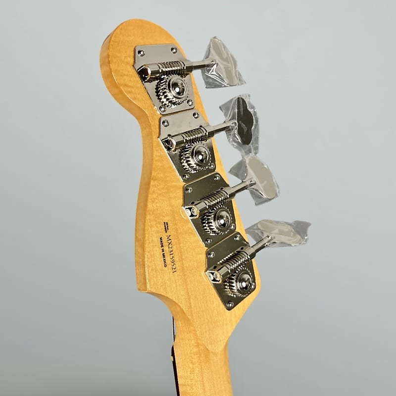 Fender Vintera II ‘60s Precision Bass - 3-Tone Sunburst