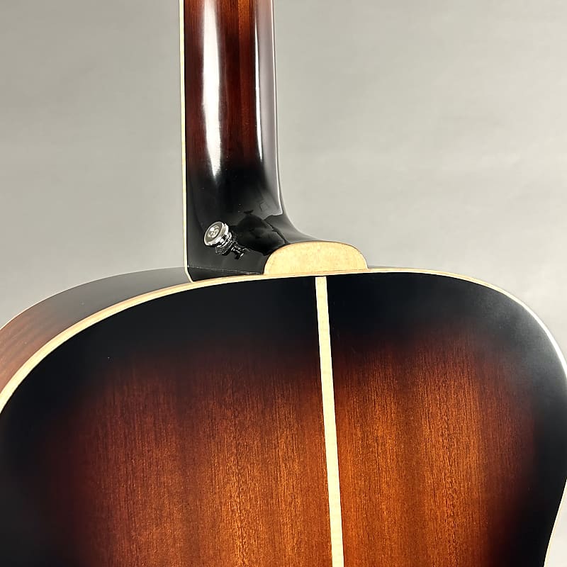 Epiphone El Capitan J-200 Studio Bass 2022 Aged Vintage Sunburst