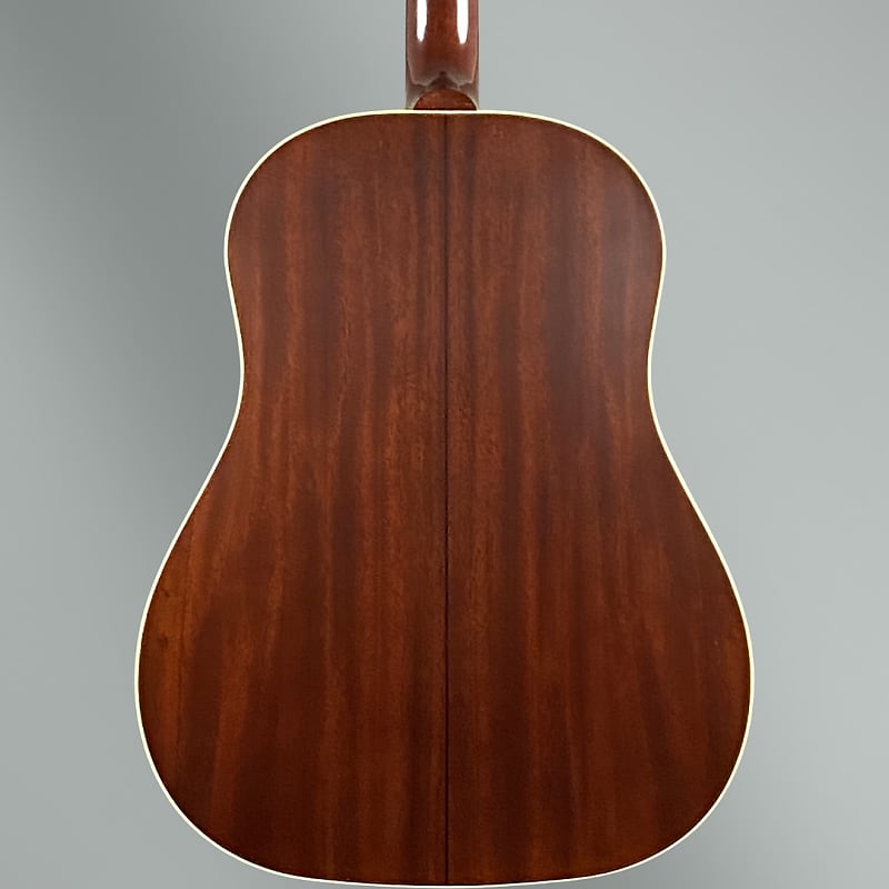Gibson 1942 Banner J-45 2023 Vintage Sunburst