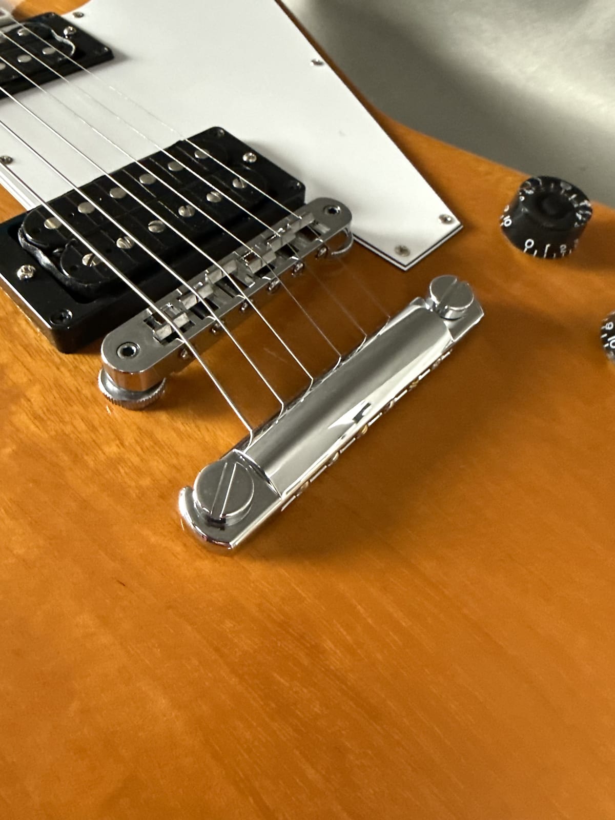 Gibson 70s Explorer 2025 - Antique Natural