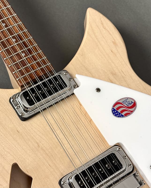 Rickenbacker 330/12 2023 - Mapleglo