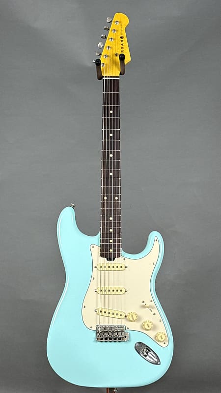 Morgan Electrics Standard Double Cut Pro 2025 - Sonic Blue