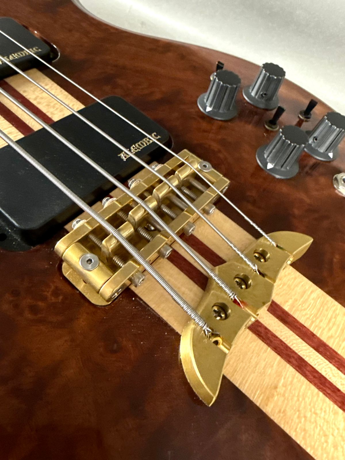 Alembic Custom Signature Deluxe Scorpion 2018 Walnut/Mahogany