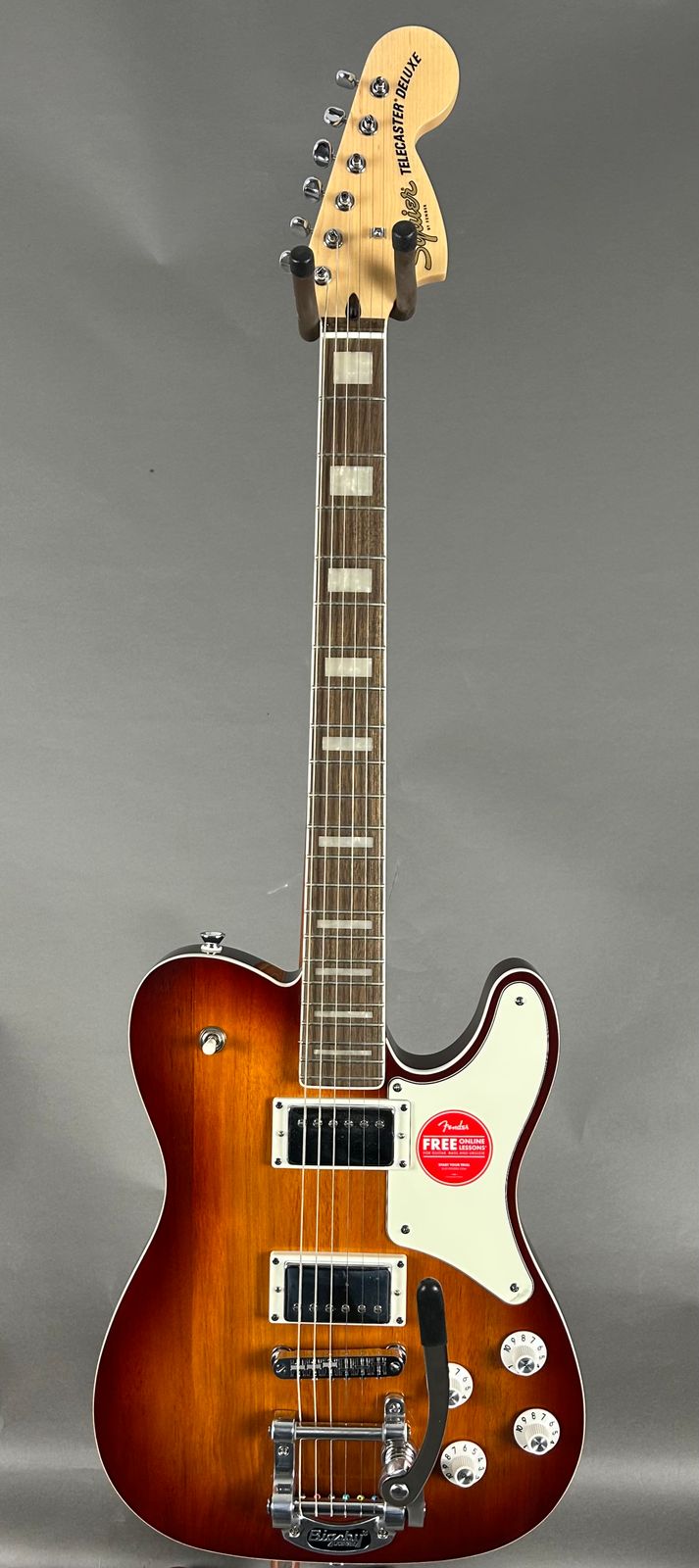 Squier Paranormal Troublemaker Telecaster Deluxr 2026 - Honey Sunburst