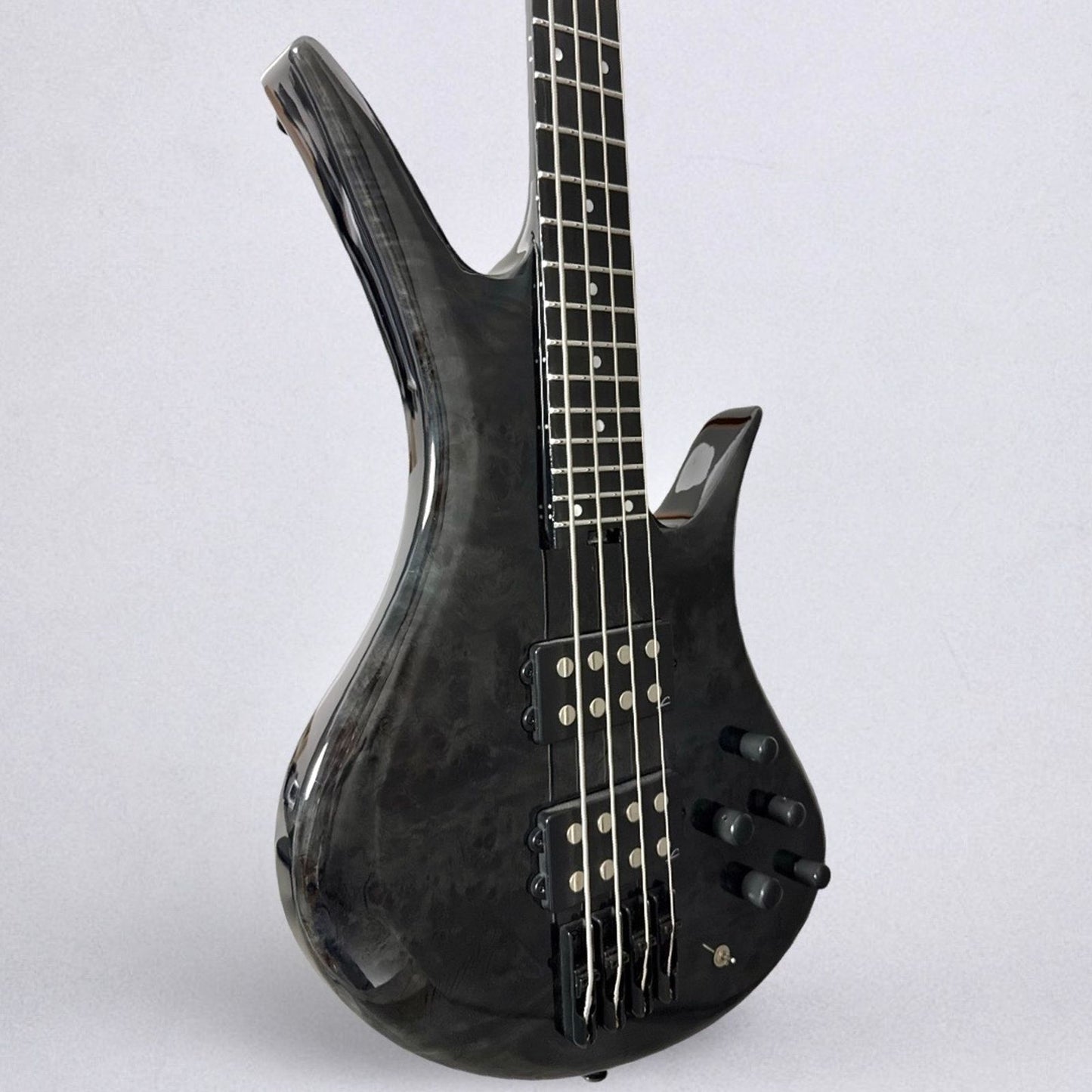 Legator HB4SS Helio Super Shred 2026 - Black Burl