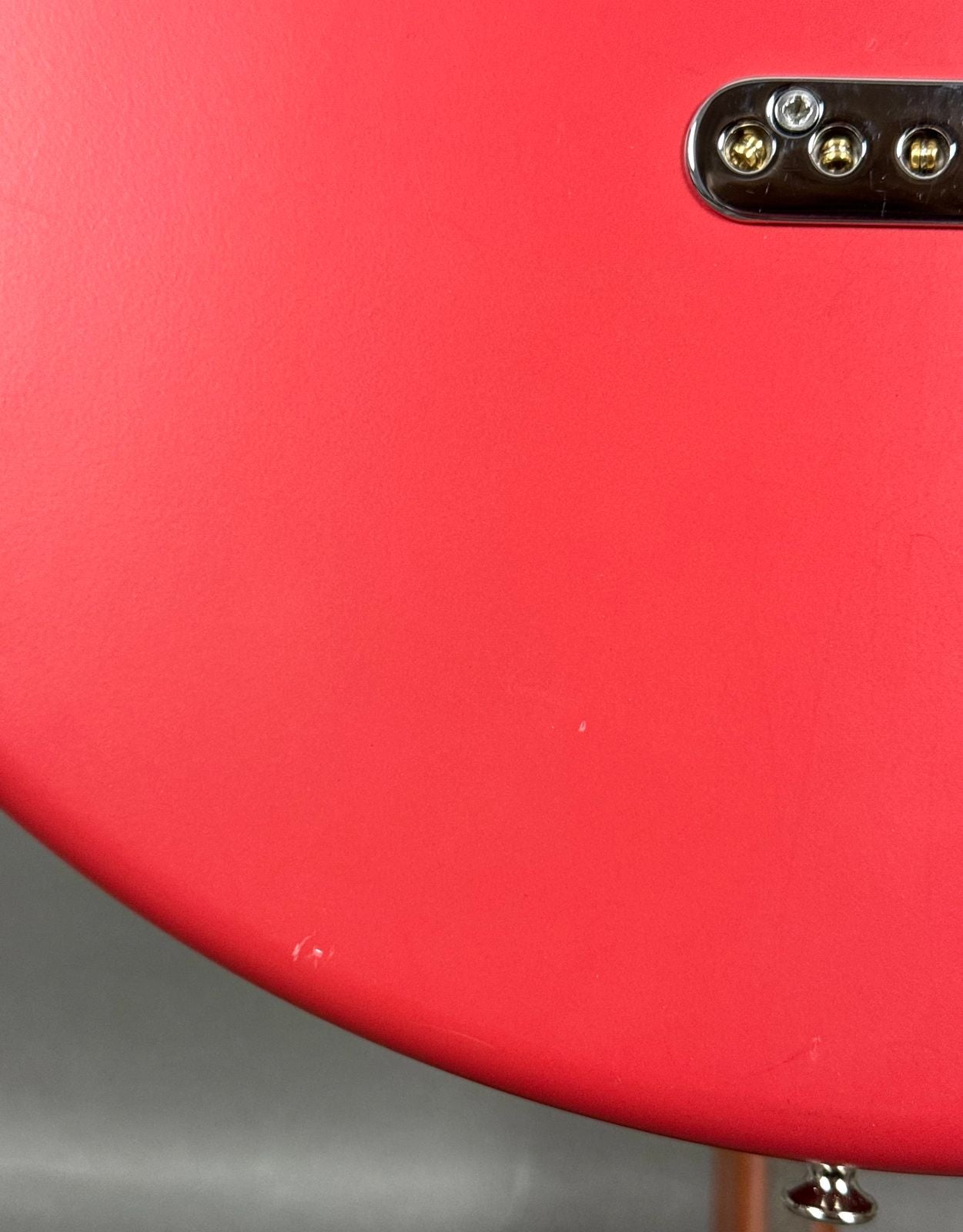 K. Butler The 64 V2 - Super Red