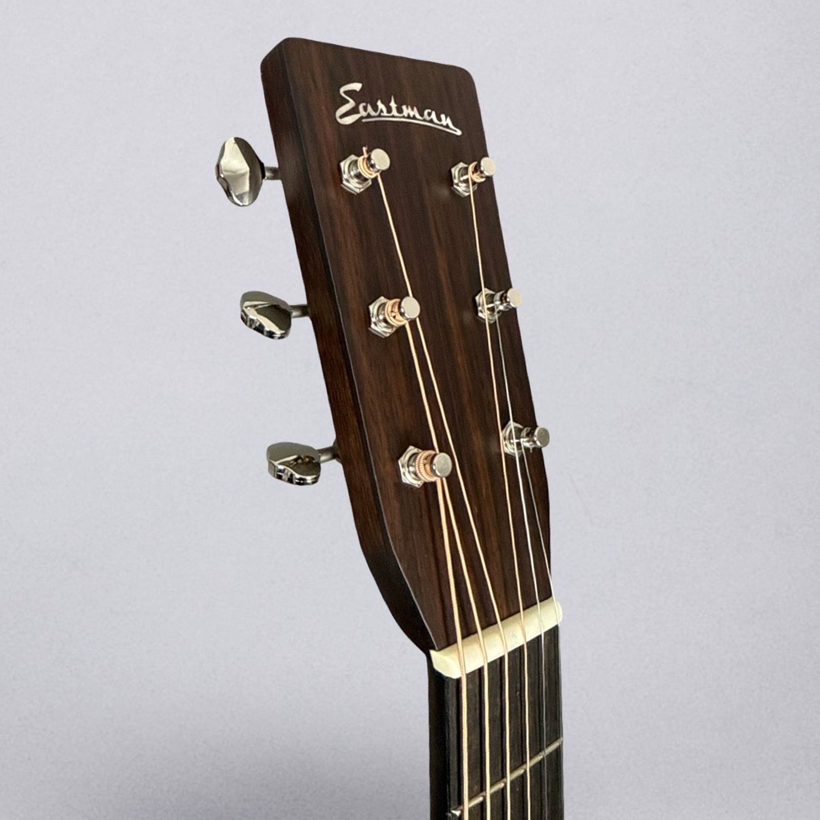 Eastman E20OM-MR-TC - Natural