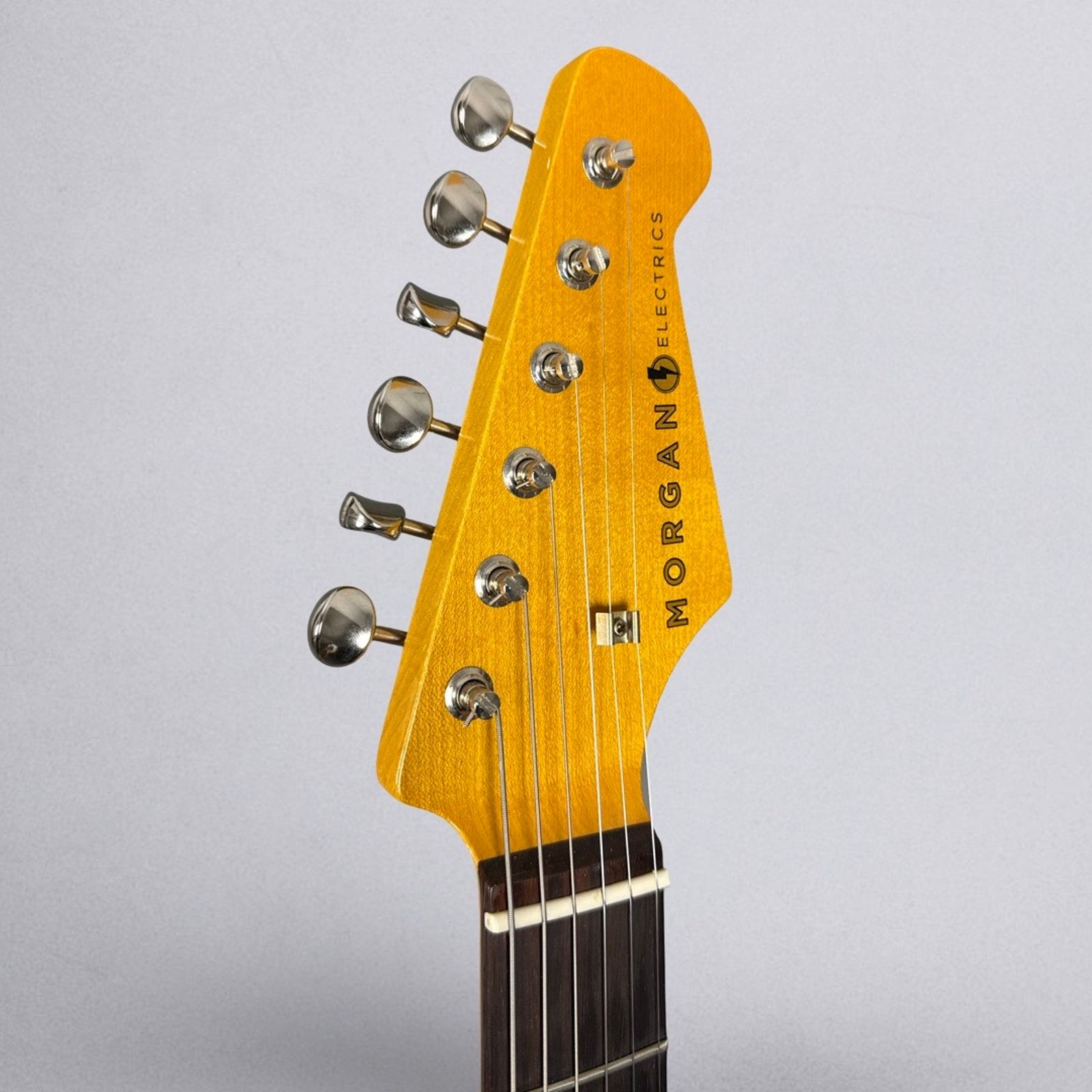 Morgan Electrics Standard Double Cut Pro 2025 - Fiesta Red