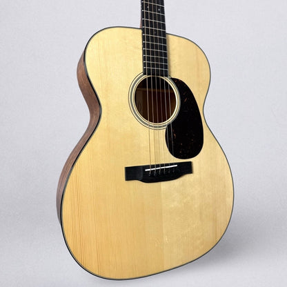 Martin Custom Shop 000-18 2025 - Natural