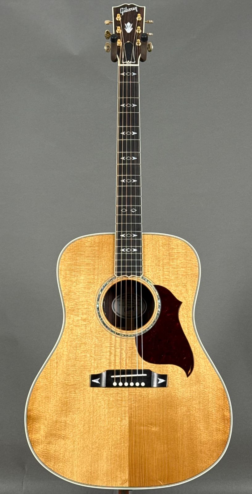 Gibson Acoustic Songwriter Recording Artist 2026 - Antique Natural
