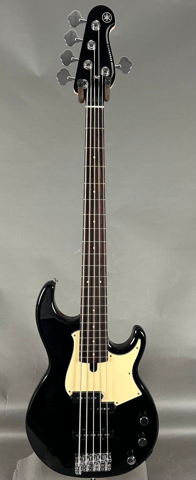 Yamaha BB435 5-String Bass 2026 - Black