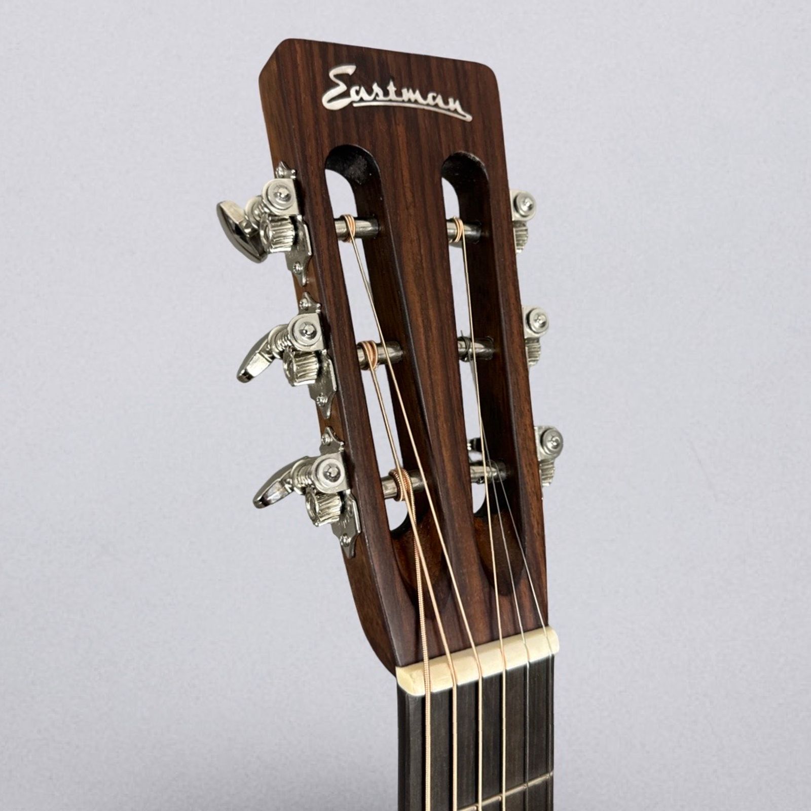 Eastman E20P-TC Parlor Acoustic 2025 - Natural