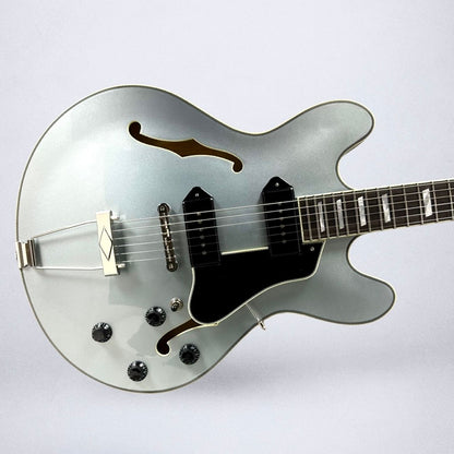 Eastman T64 Trapeze Ice Blue Metallic 2026