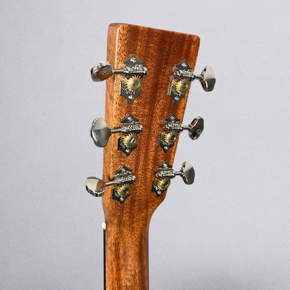 Martin D-18 Left Handed 2025 - Natural