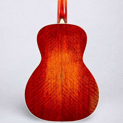 Eastman E10OOSS/v - Classic Antique Varnish