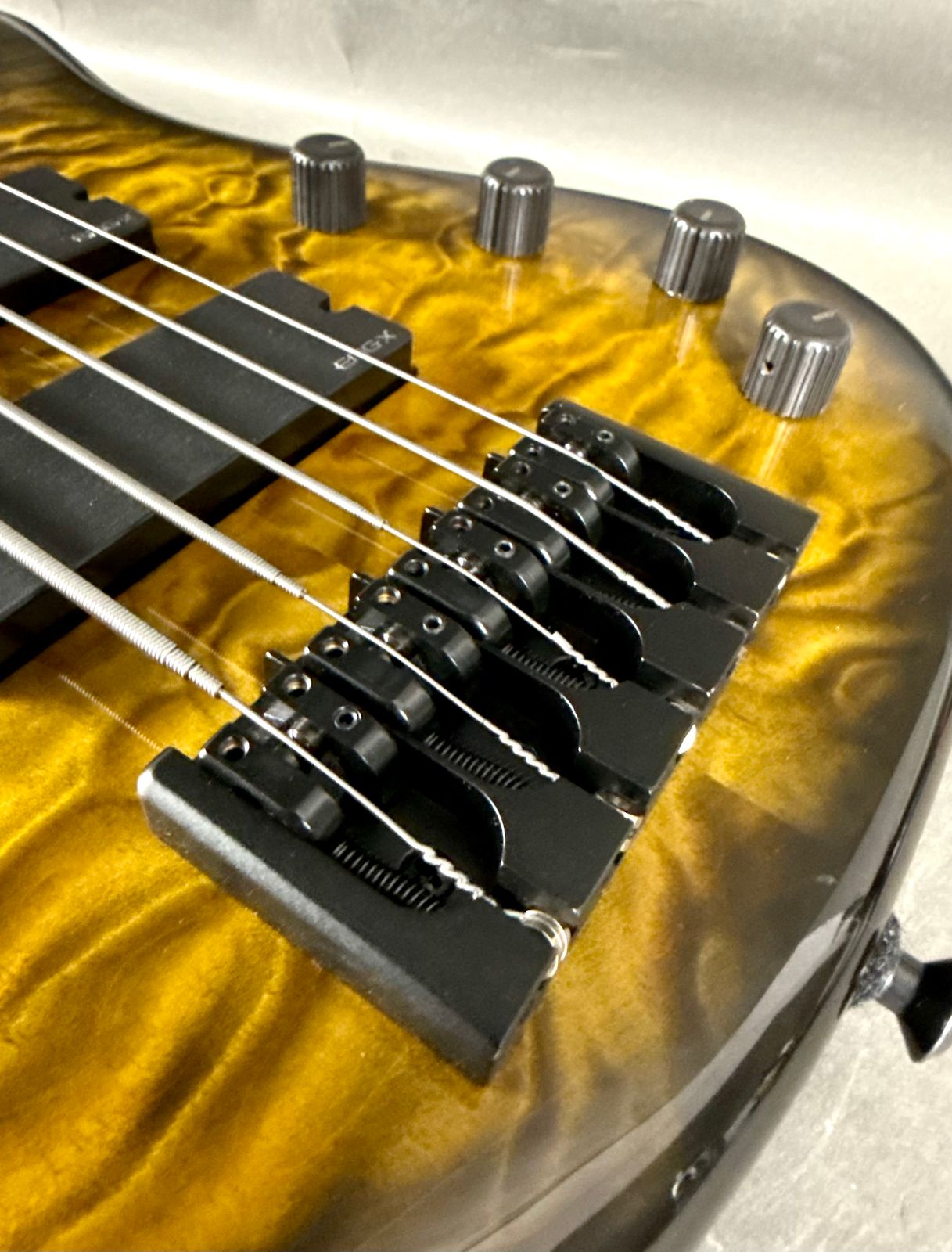G. Gould GGi5 2026 - Beeswing Burst