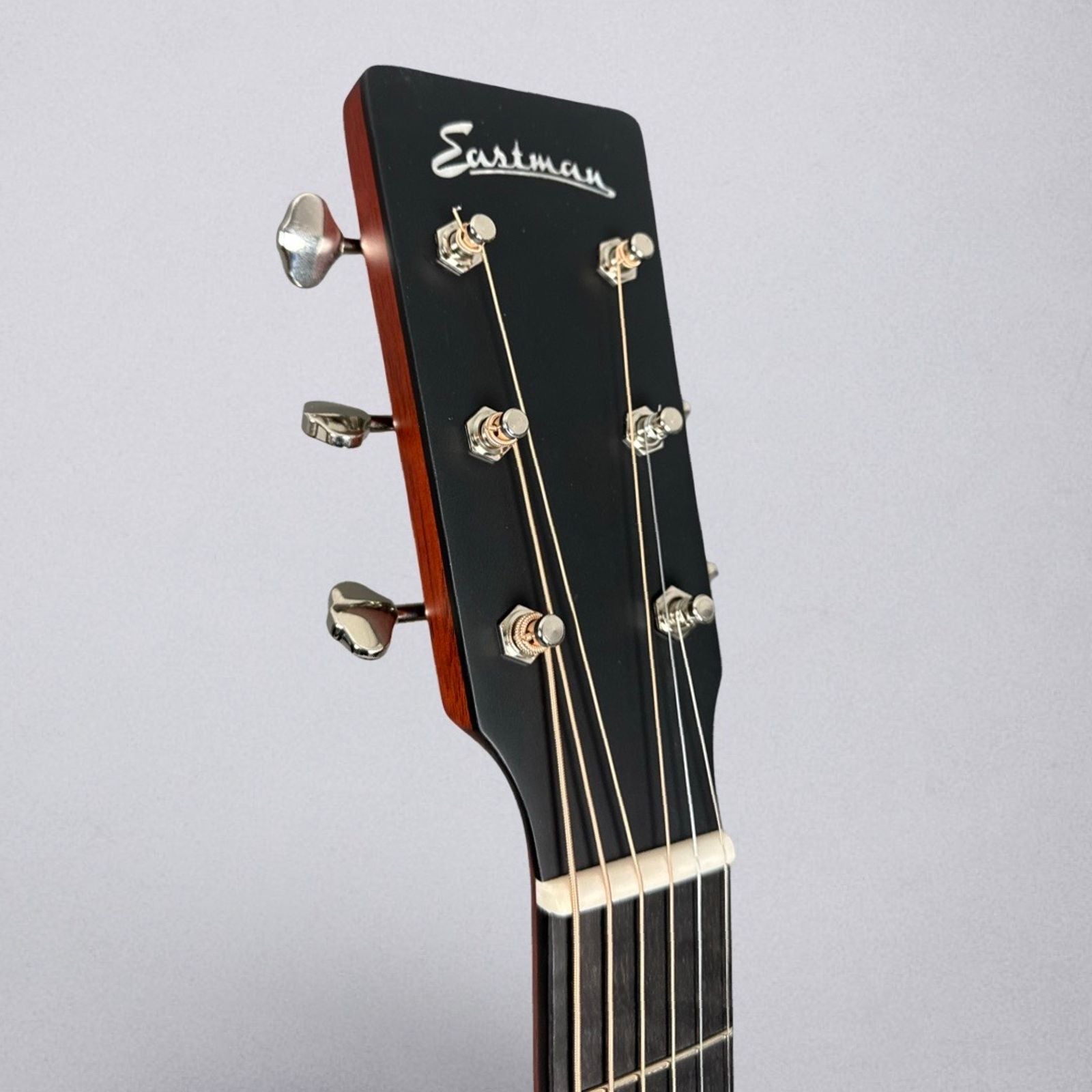 Eastman E2D-DLX 2025 - Sunburst