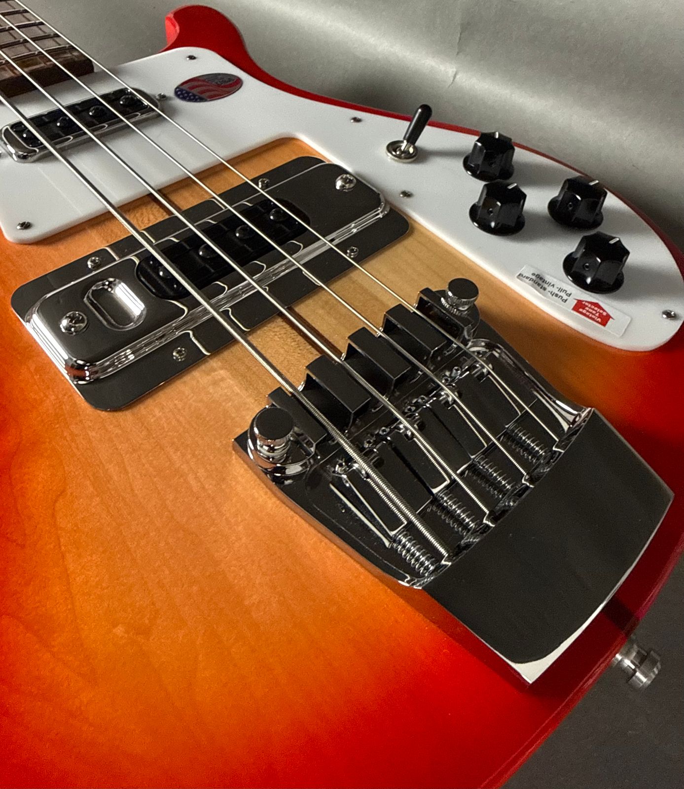 Rickenbacker 4003S 2025 - Fireglo