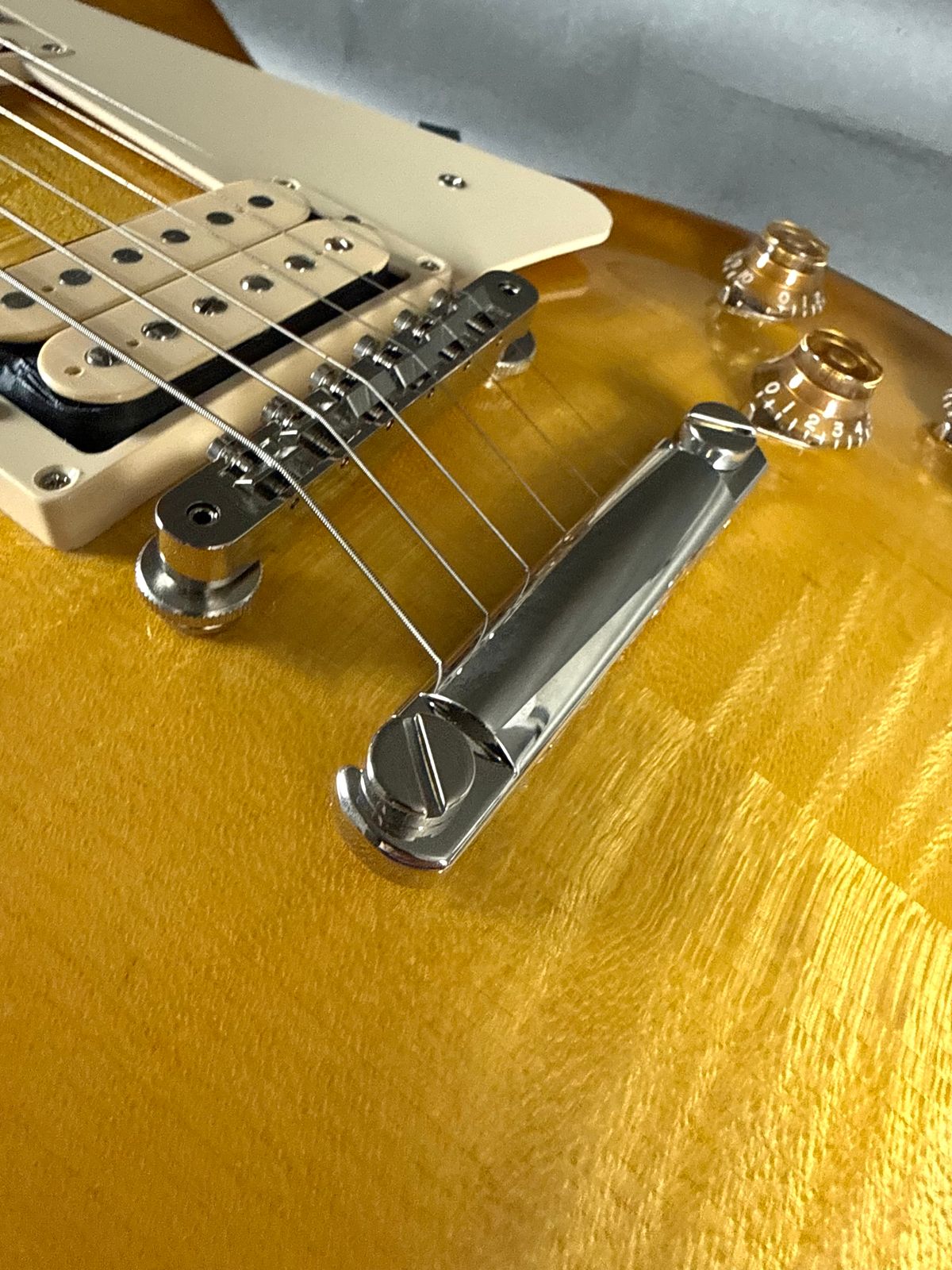 Gibson Les Paul Standard ‘50s Double Trouble 2026 - Vintage Honey Burst