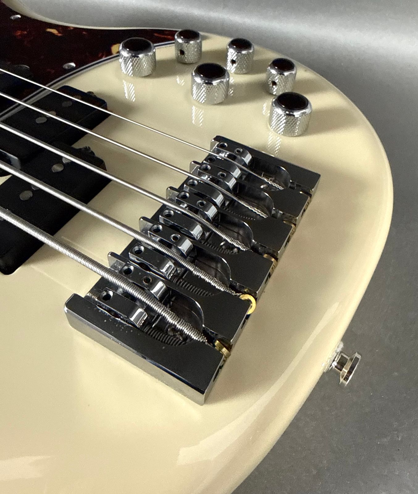 Alien Audio Lunar 5 2019 - White