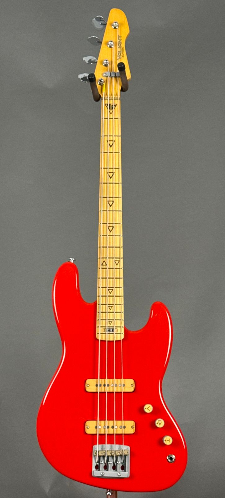 Valiant Mini Bass 2025 - Lipstick Red