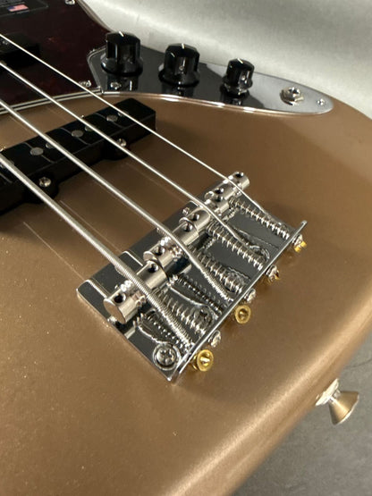 Fender American Professional Classic Jazz Bass 2026 - Faded Firemist Gold