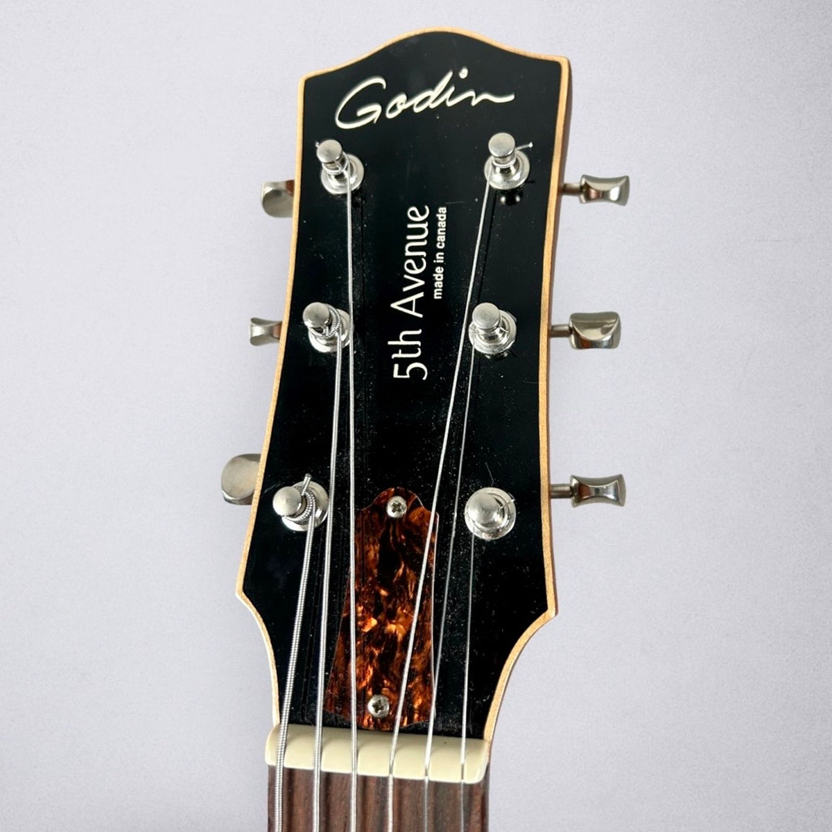 Godin 5th Avenue Kingpin P90 - Cognac Burst