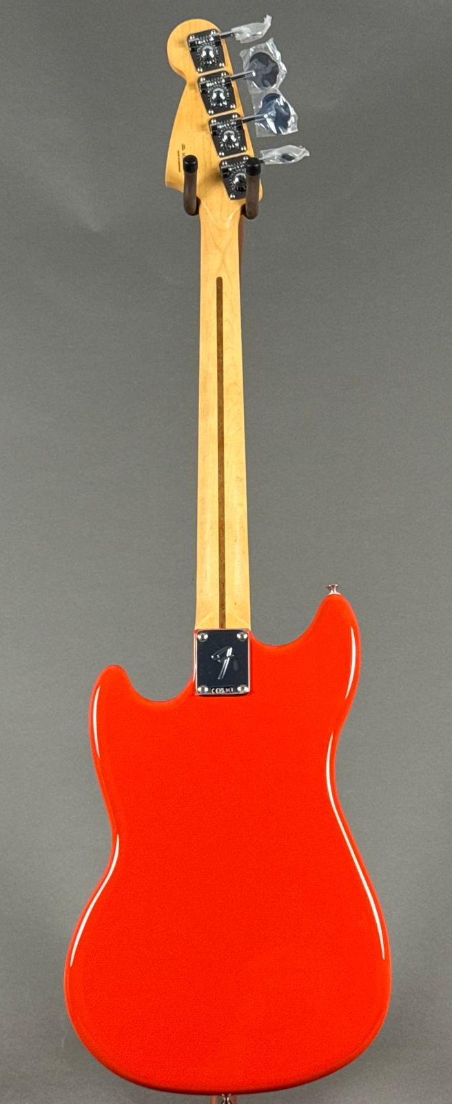 Fender Player II Mustang P/J 2026 - Coral Red