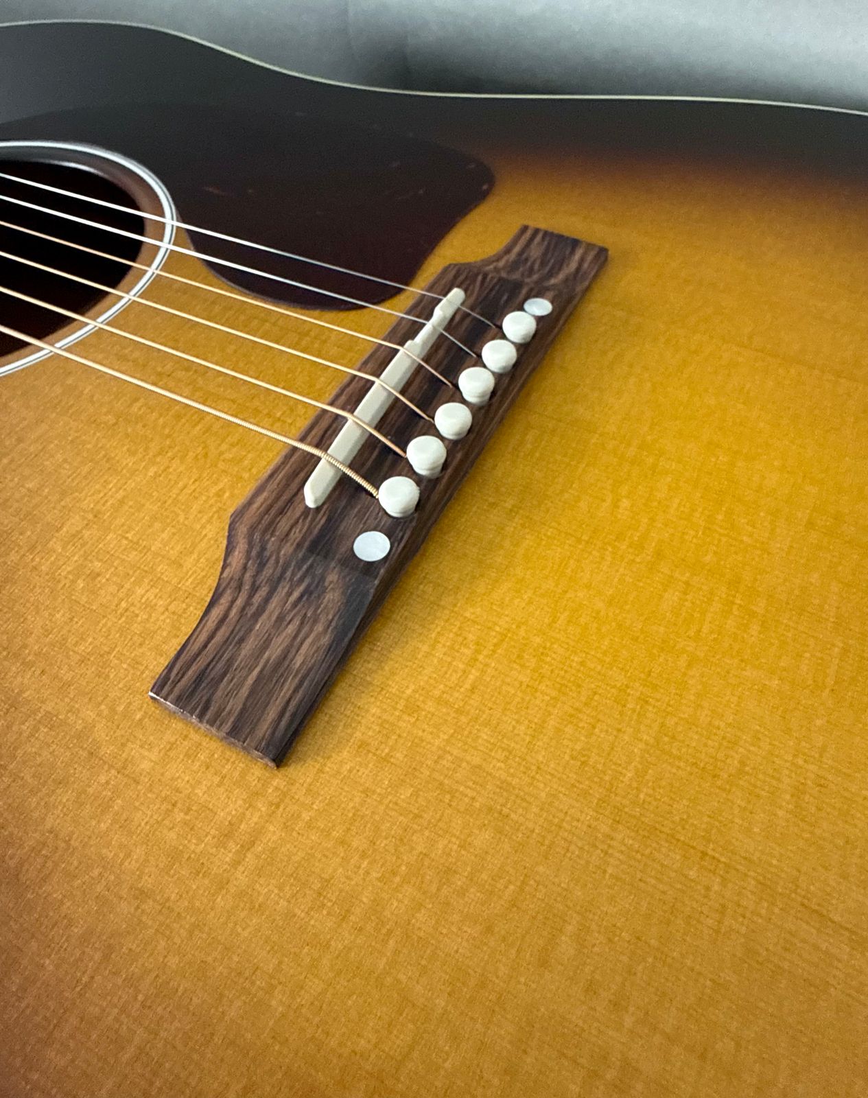 Gibson J-45 Special 2025 - Satin Vintage Sunburst