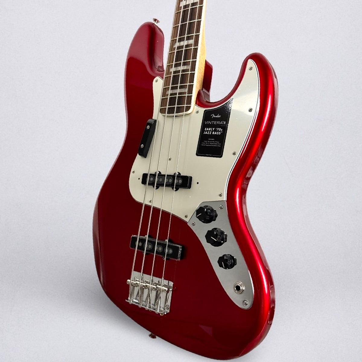 Fender Vintera III Early ‘70s Jazz Bass 2026 - Candy Apple Red